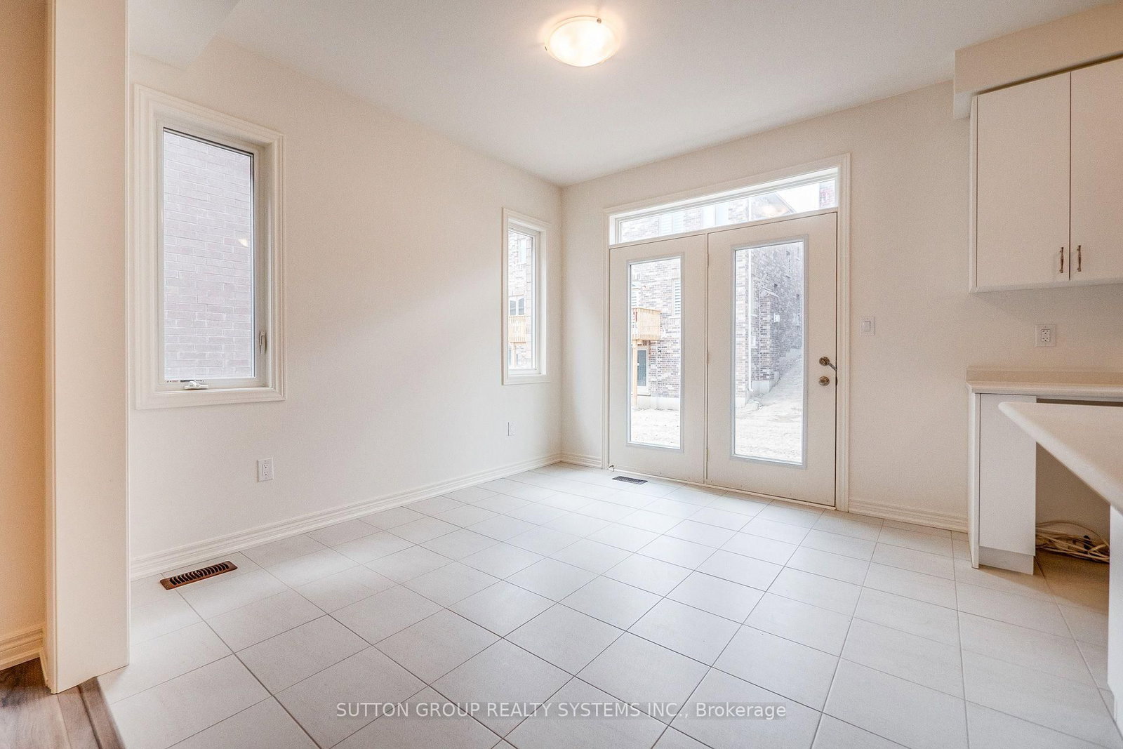 59 Hager Crek Terrace • Hamilton, ON photo 15