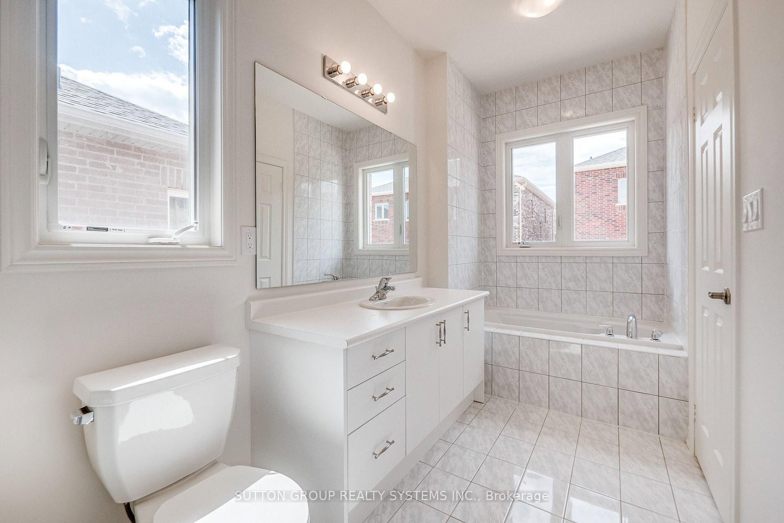 59 Hager Crek Terrace • Hamilton, ON photo 42