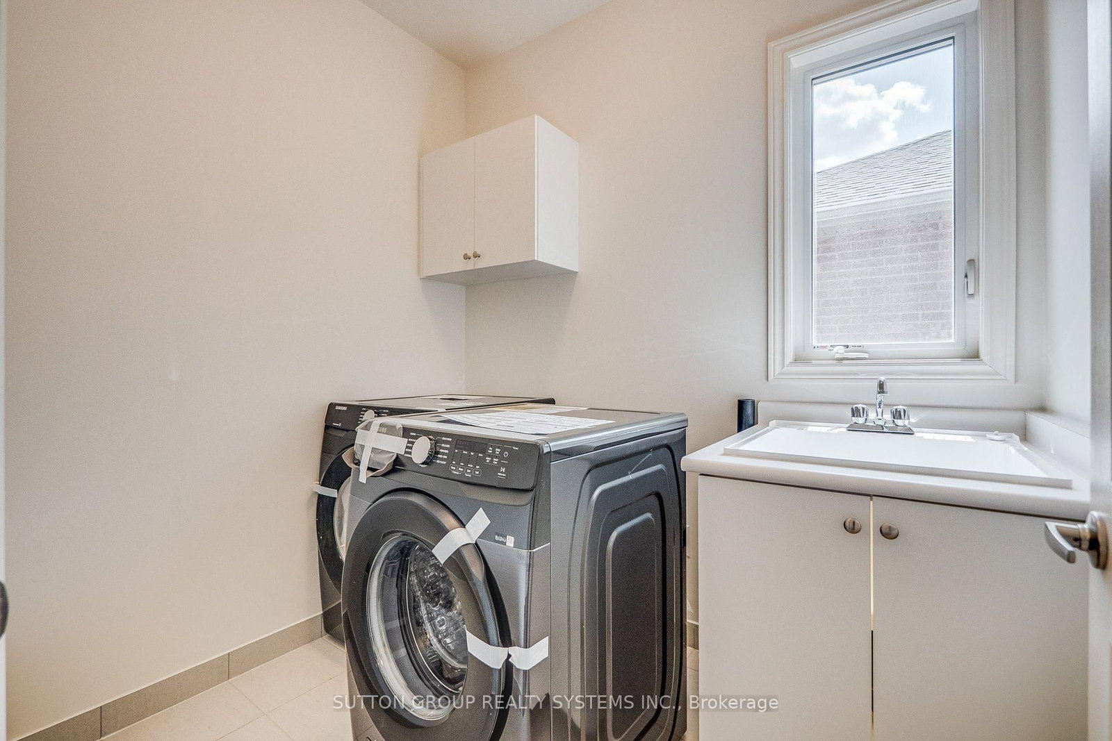 59 Hager Crek Terrace • Hamilton, ON photo 43