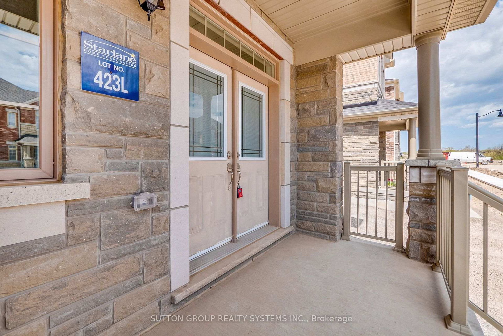 59 Hager Crek Terrace • Hamilton, ON photo 5