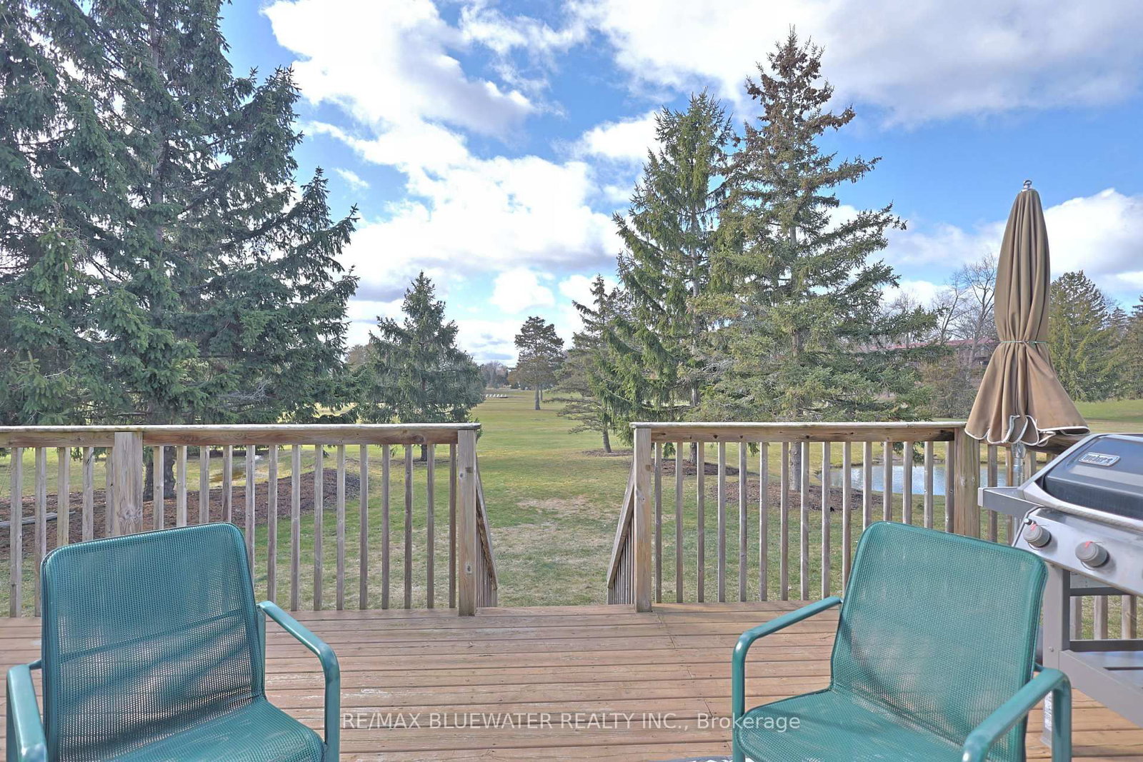 13 Oakwood Links Lane • South Huron, ON photo 44