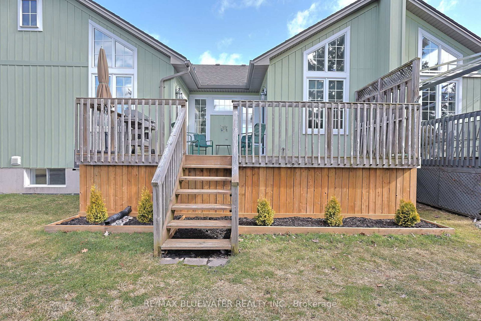 13 Oakwood Links Lane • South Huron, ON photo 48