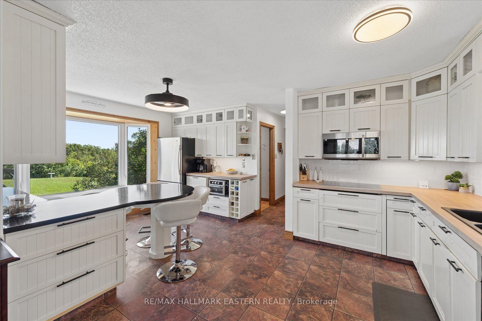 49 Grandview Drive • Kawartha Lakes, ON photo 12