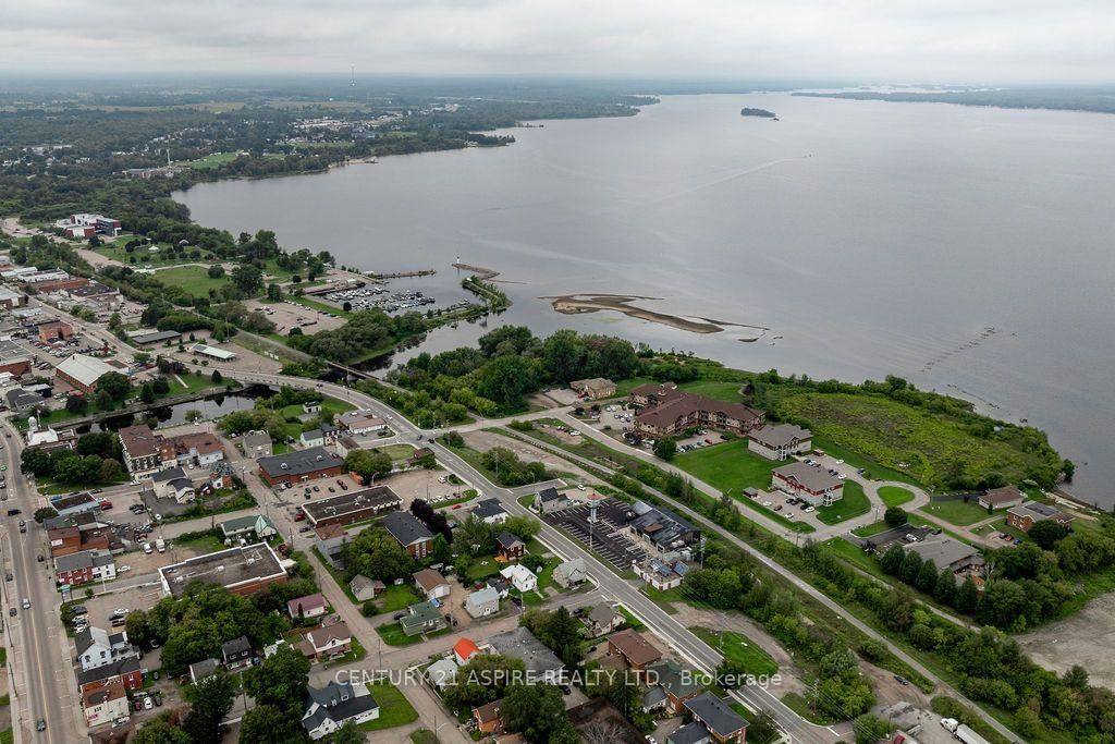 224 Nelson Street • Pembroke, ON photo 46