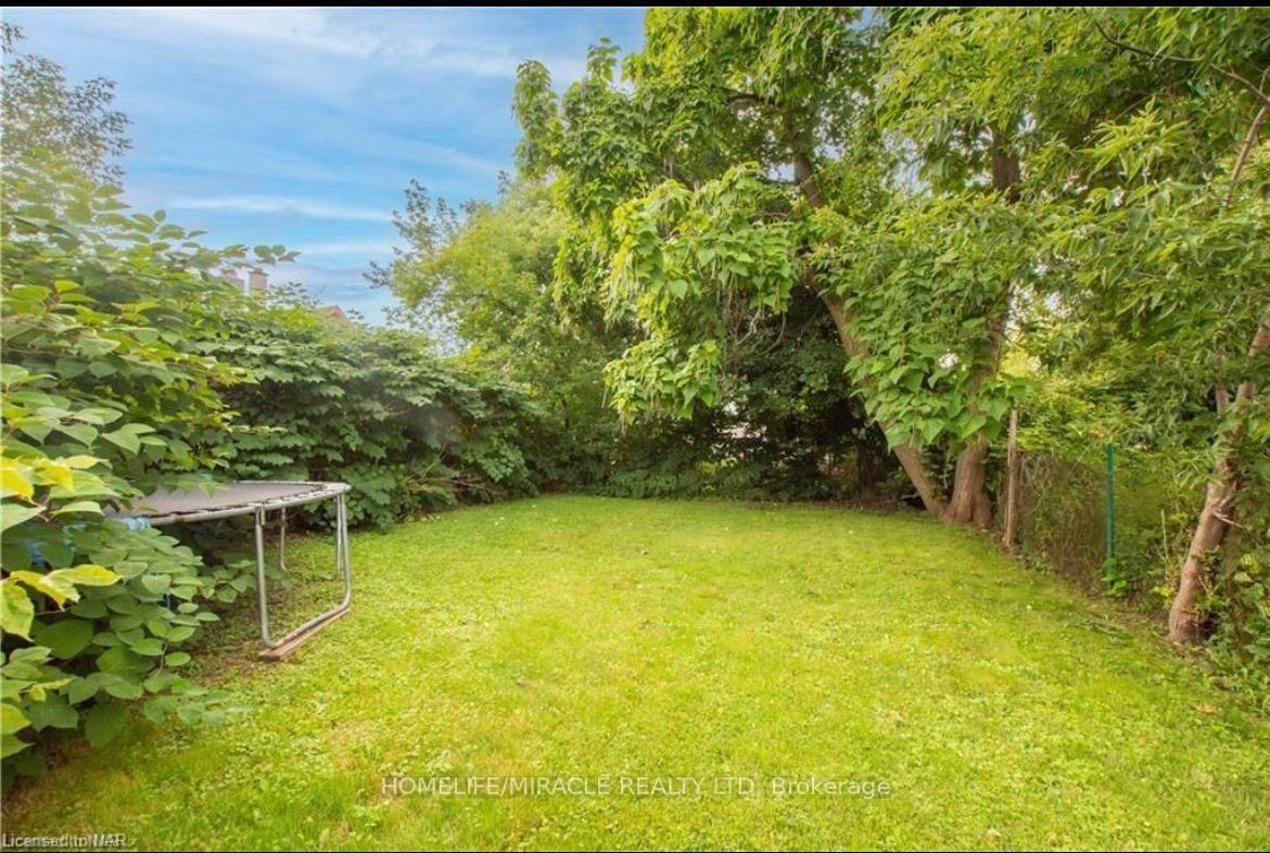 39 Park Street • Welland, ON photo 4