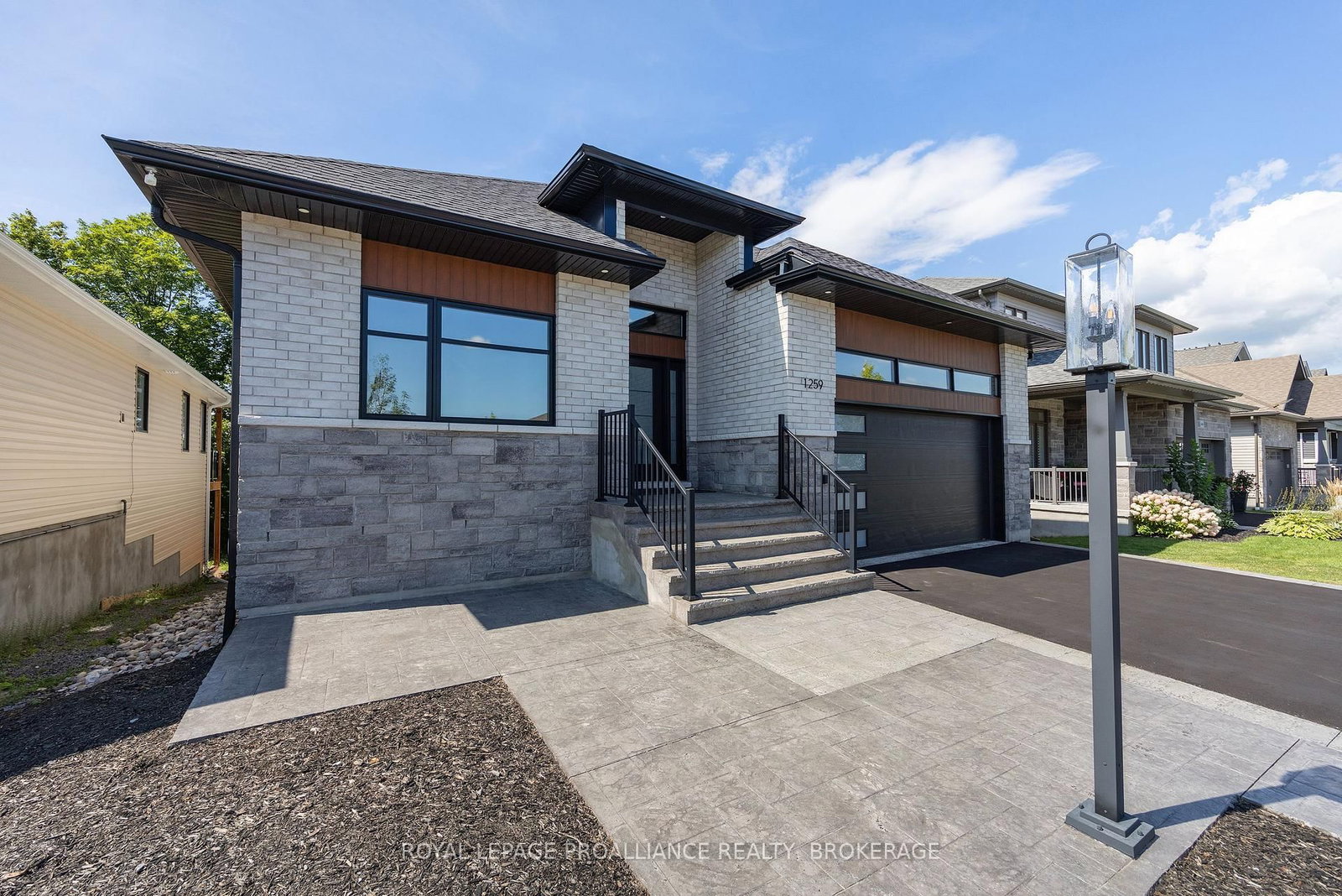 1259 Carfa Crescent • Kingston, ON photo 5