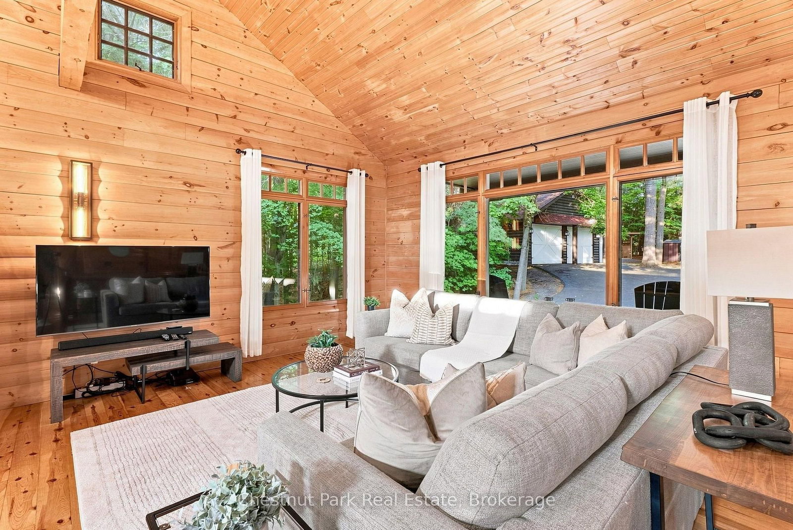 90 Swallowdale Road • Huntsville, ON photo 16