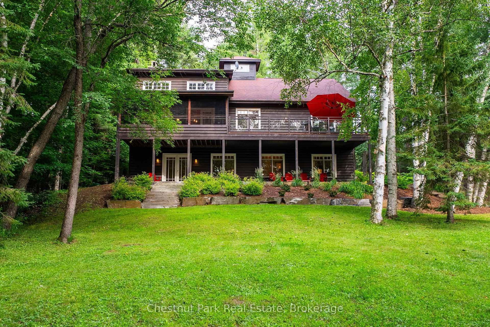 90 Swallowdale Road • Huntsville, ON photo 4