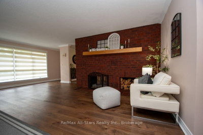 32 Forest Drive • Kawartha Lakes, ON photo 9