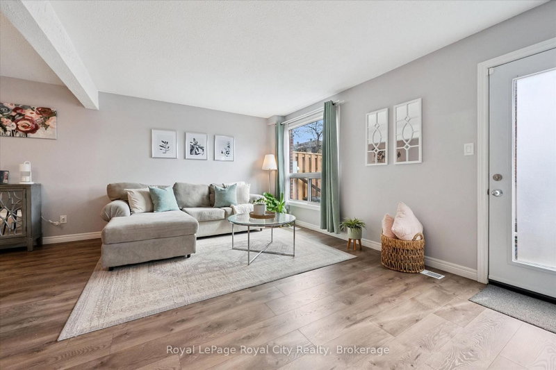 23 - 41 Rhonda Road