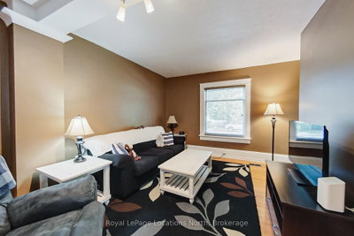 27 Edwin Street E • Meaford, ON photo 6