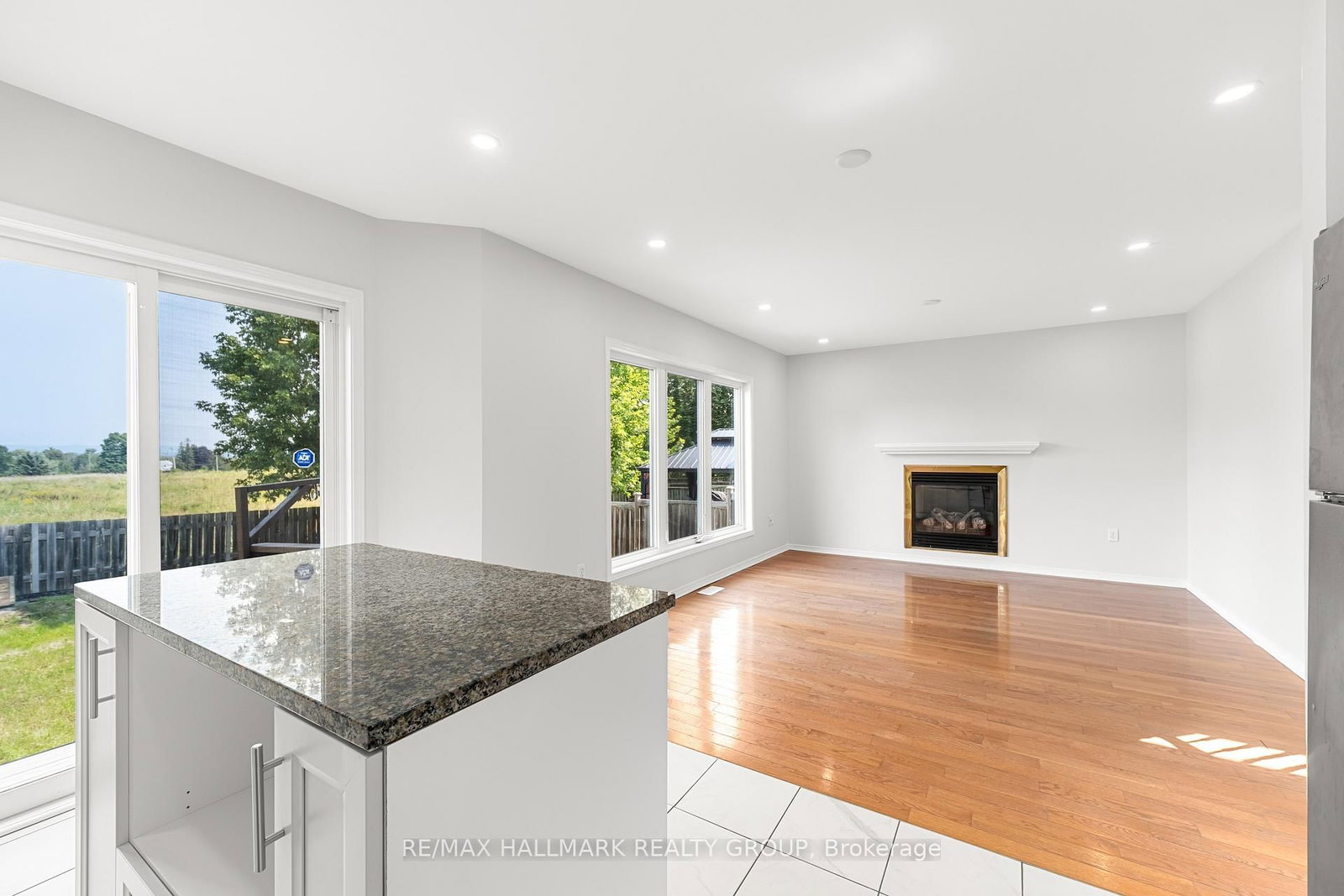 1146 Halton Terrace • Ottawa, ON photo 17