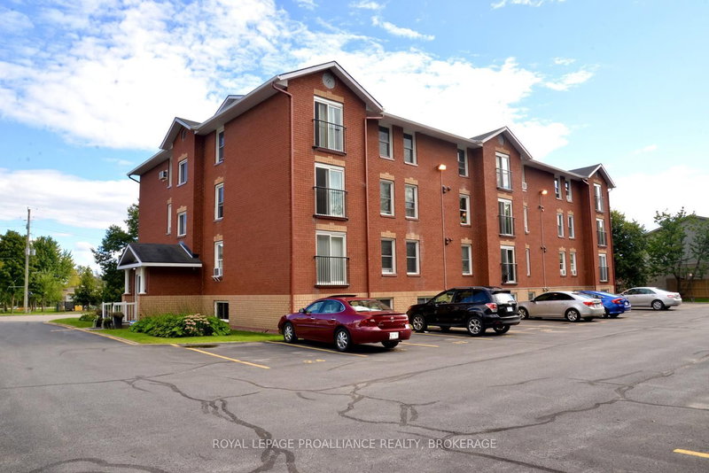 205 - 540 Talbot Place
