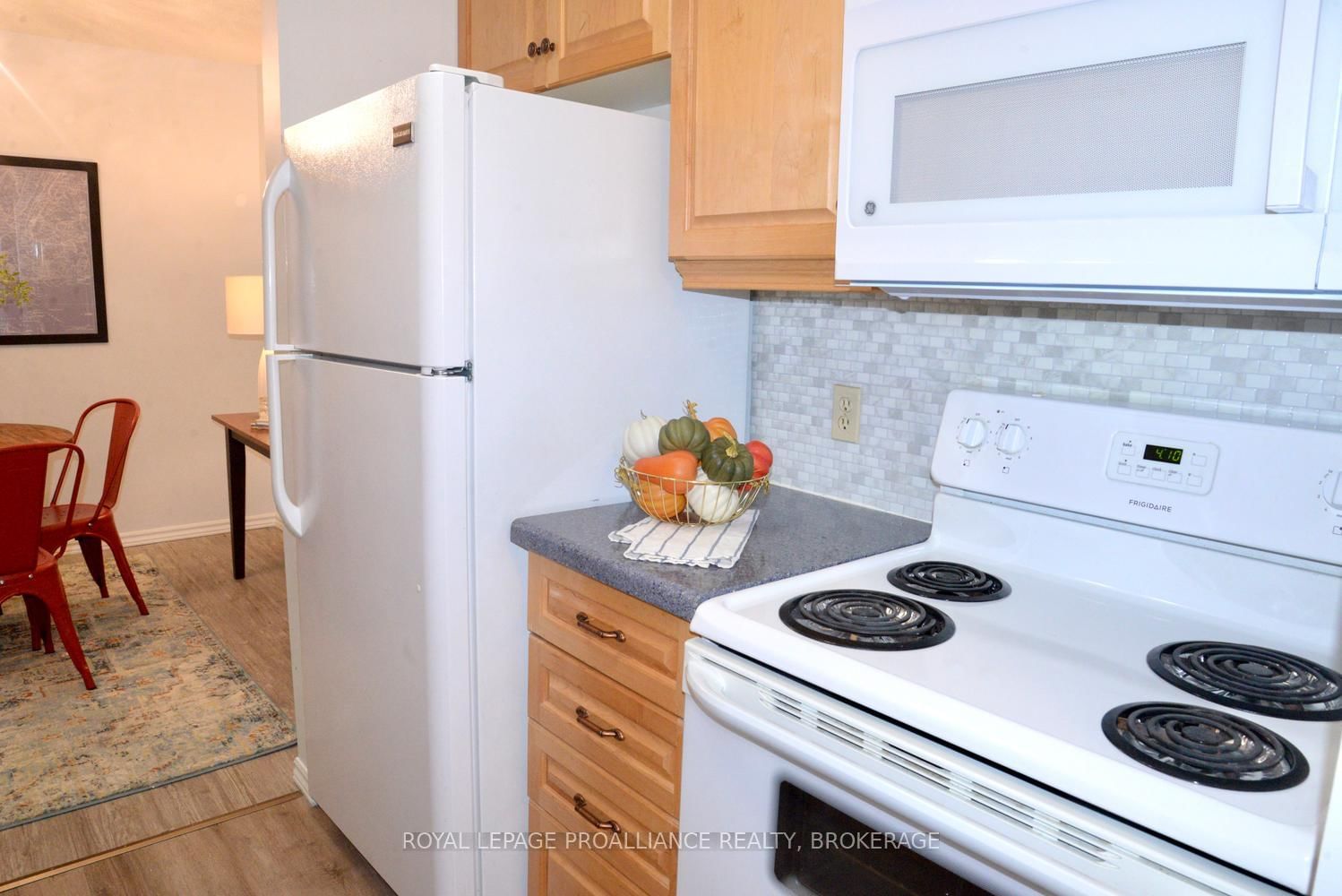 540 Talbot Place • #205 • Gananoque, ON photo 6