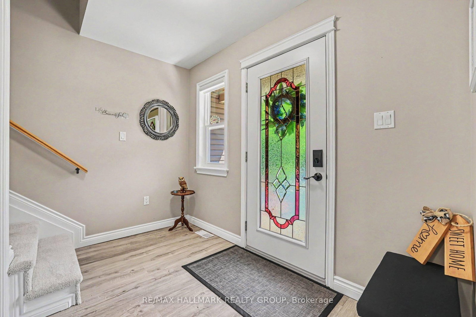 184 Charmont Way • Ottawa, ON photo 10