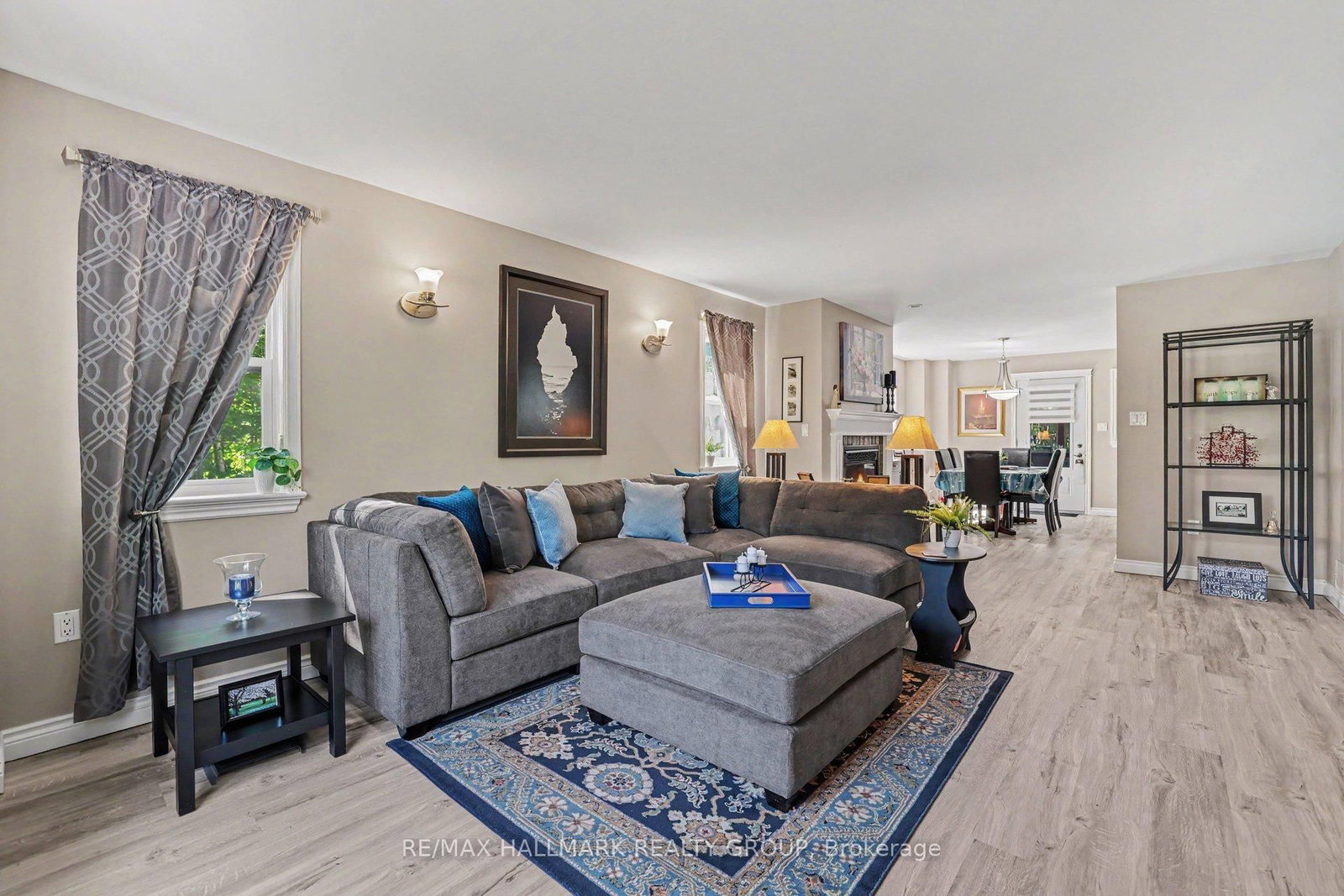 184 Charmont Way • Ottawa, ON photo 14