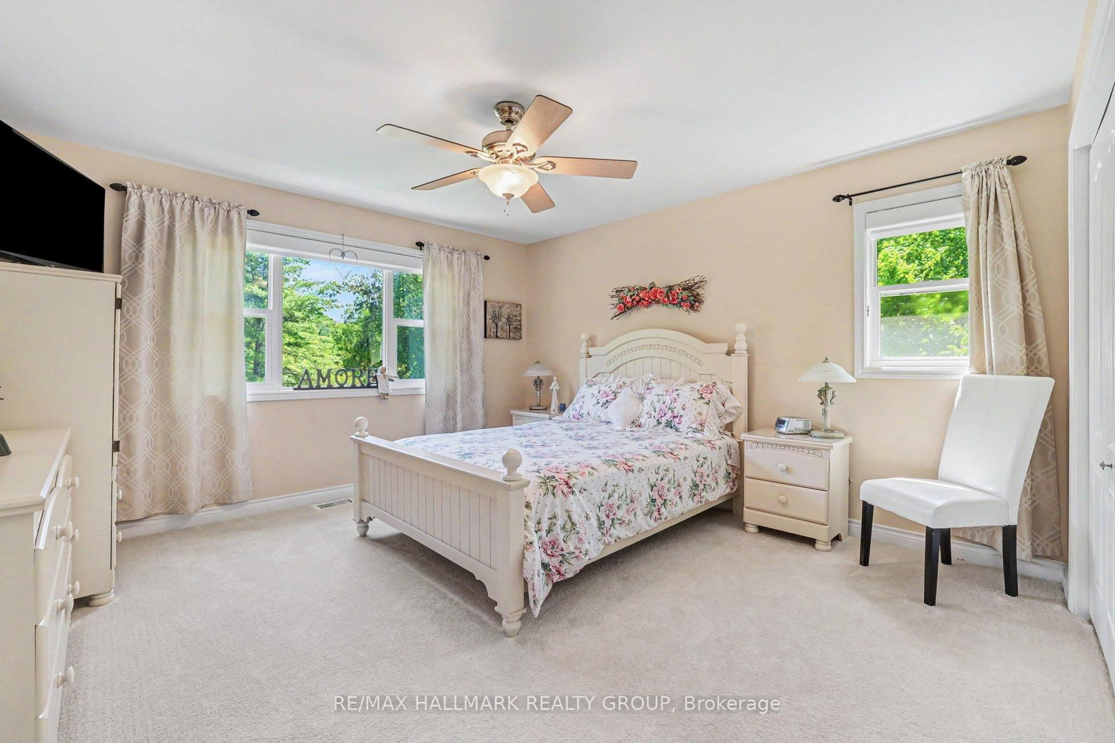 184 Charmont Way • Ottawa, ON photo 25