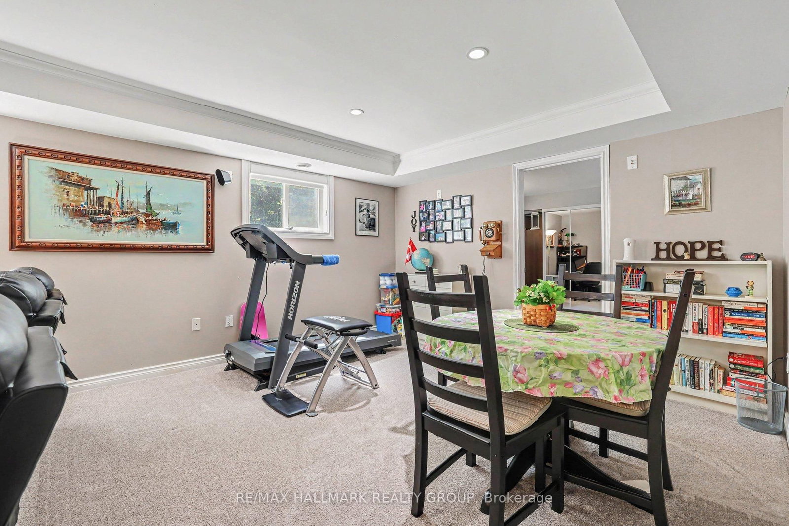 184 Charmont Way • Ottawa, ON photo 38