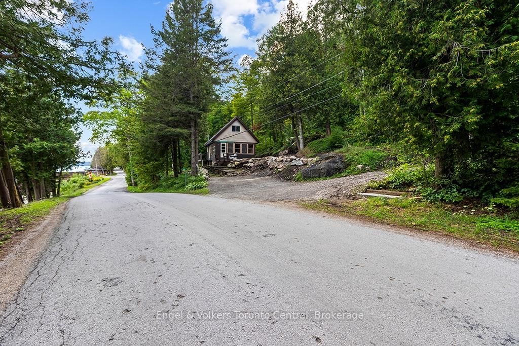 165 Mallory Beach Road • South Bruce Peninsula, ON photo 5