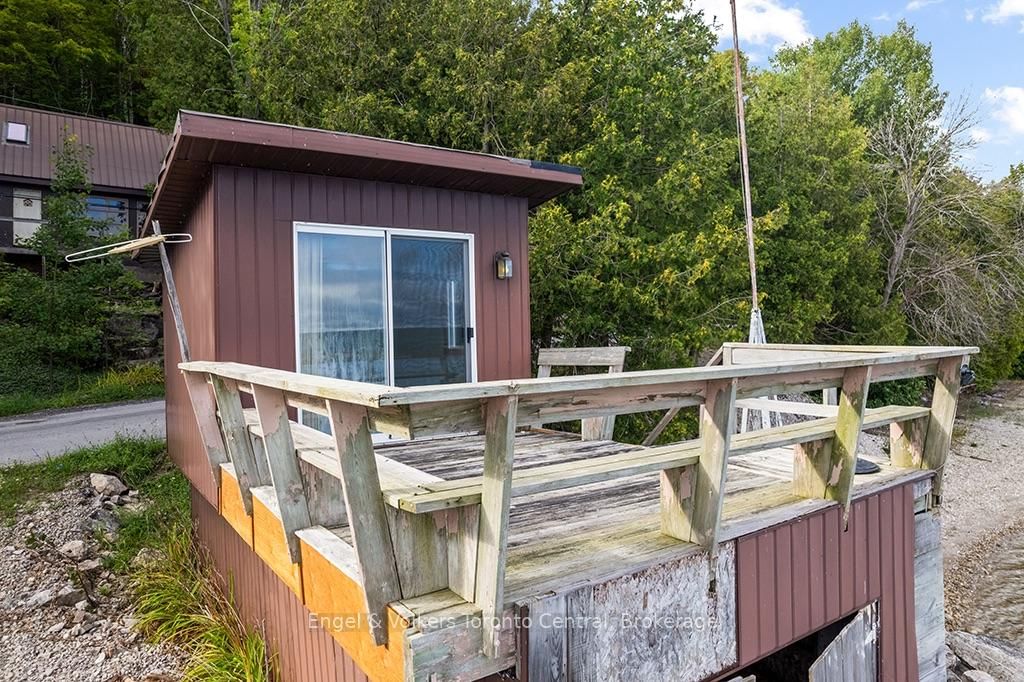 165 Mallory Beach Road • South Bruce Peninsula, ON photo 9
