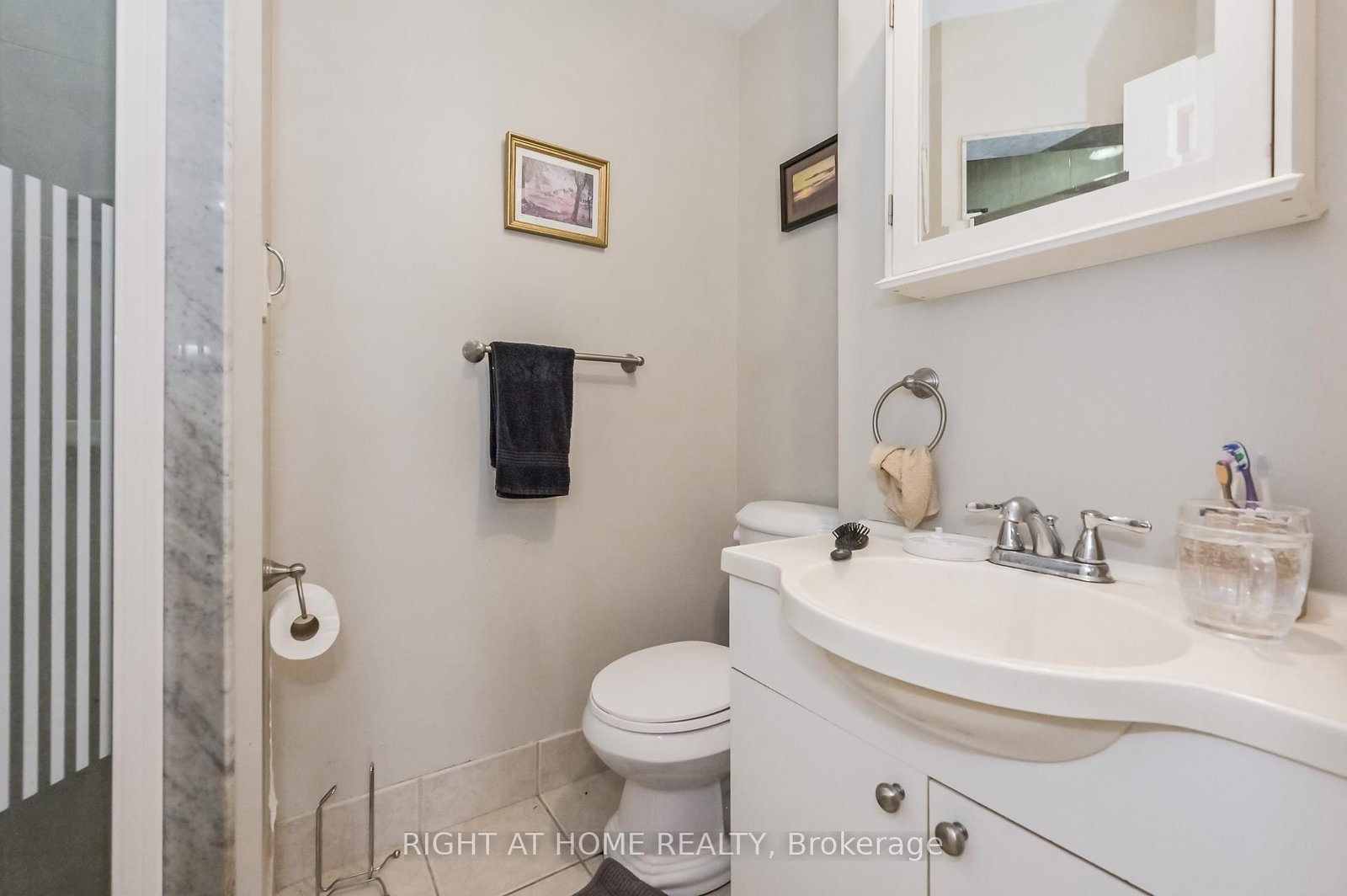 213 Main Street E • Minto, ON photo 10