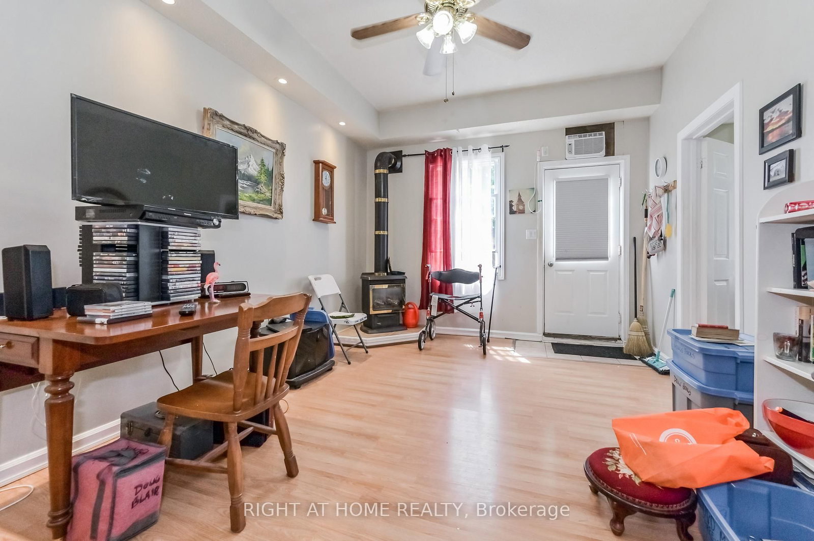 213 Main Street E • Minto, ON photo 4