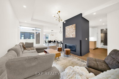 708 Wooler Place • Ottawa, ON photo 2