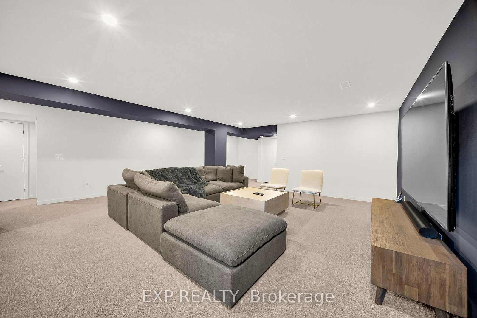 708 Wooler Place • Ottawa, ON photo 26