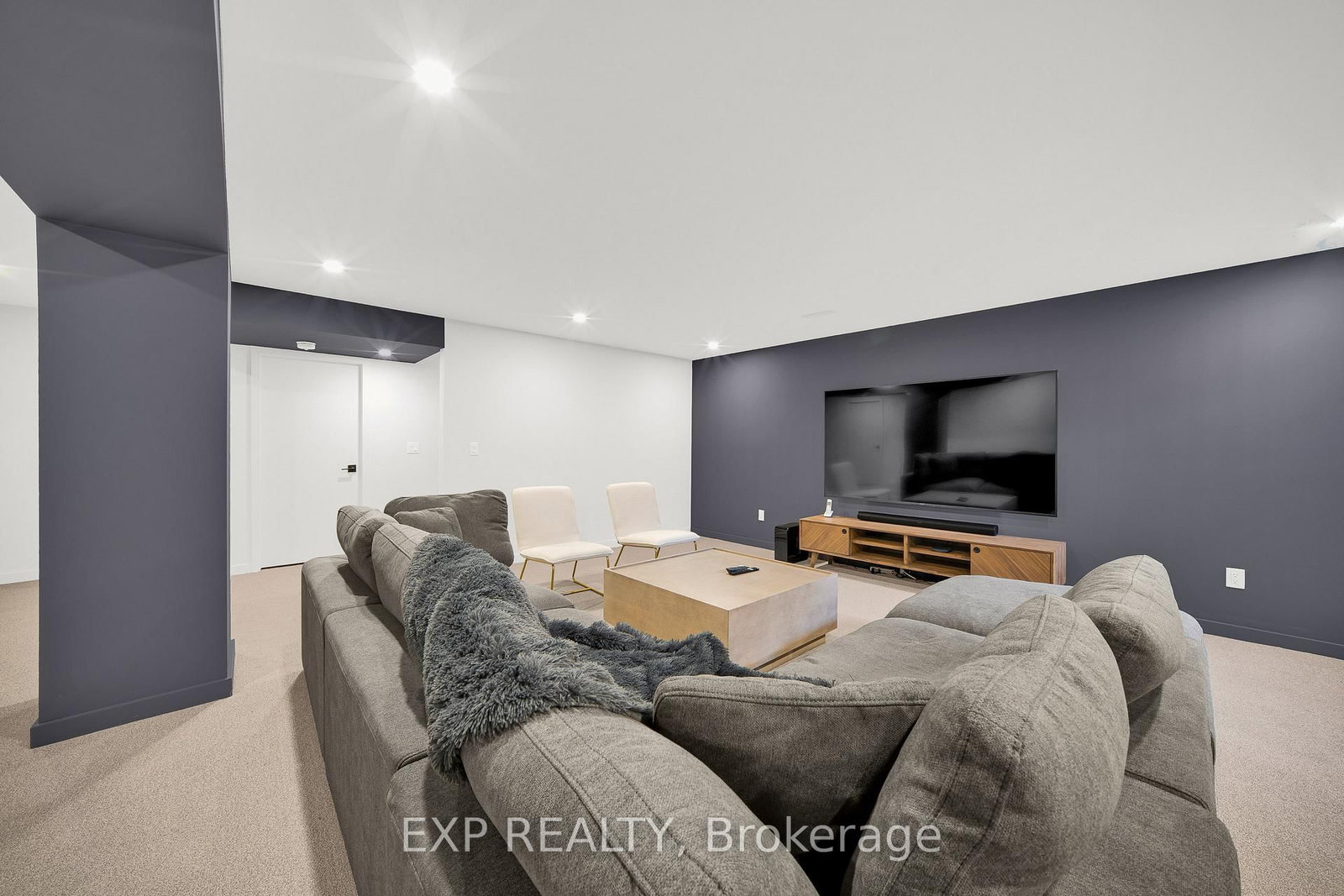 708 Wooler Place • Ottawa, ON photo 27