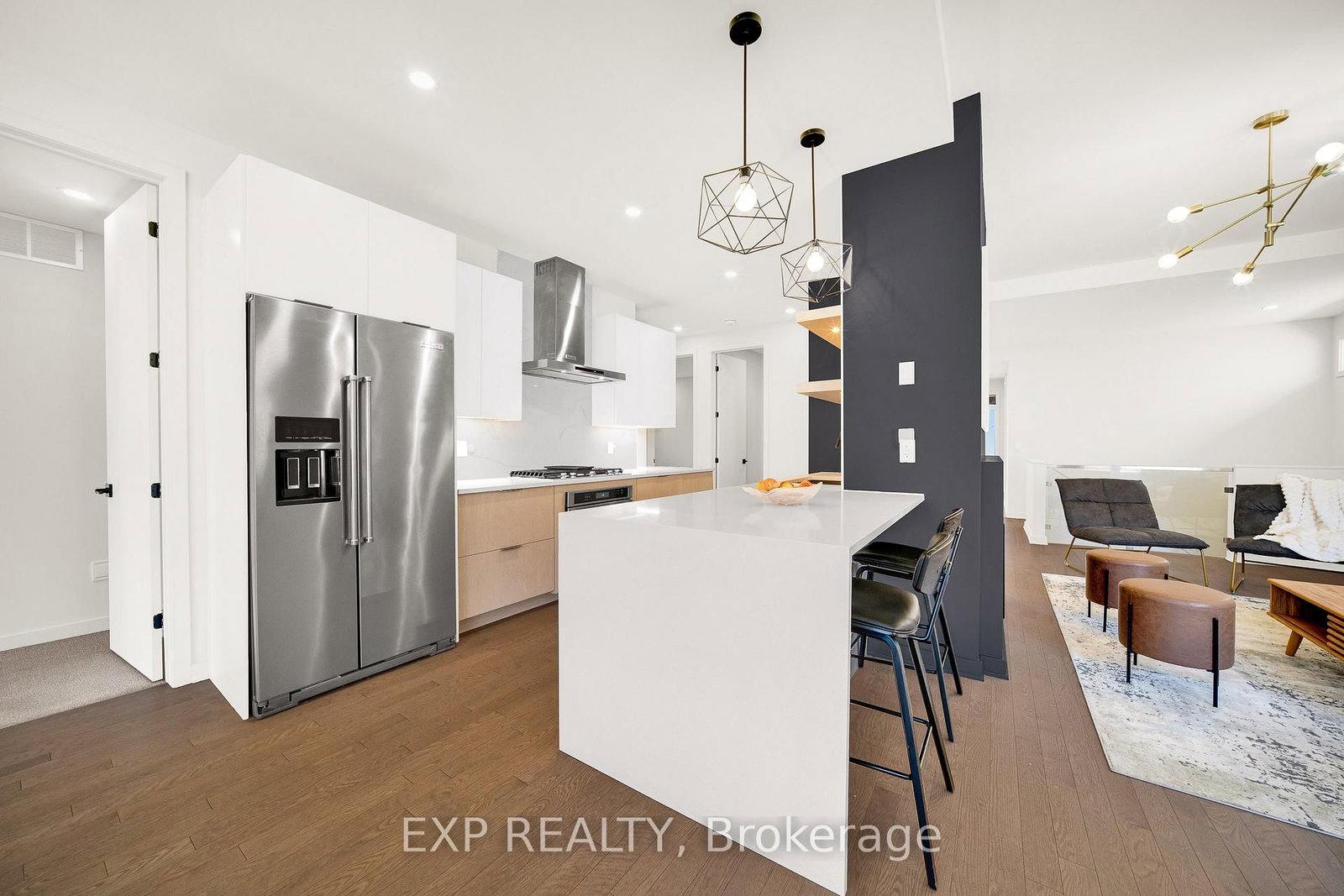 708 Wooler Place • Ottawa, ON photo 6
