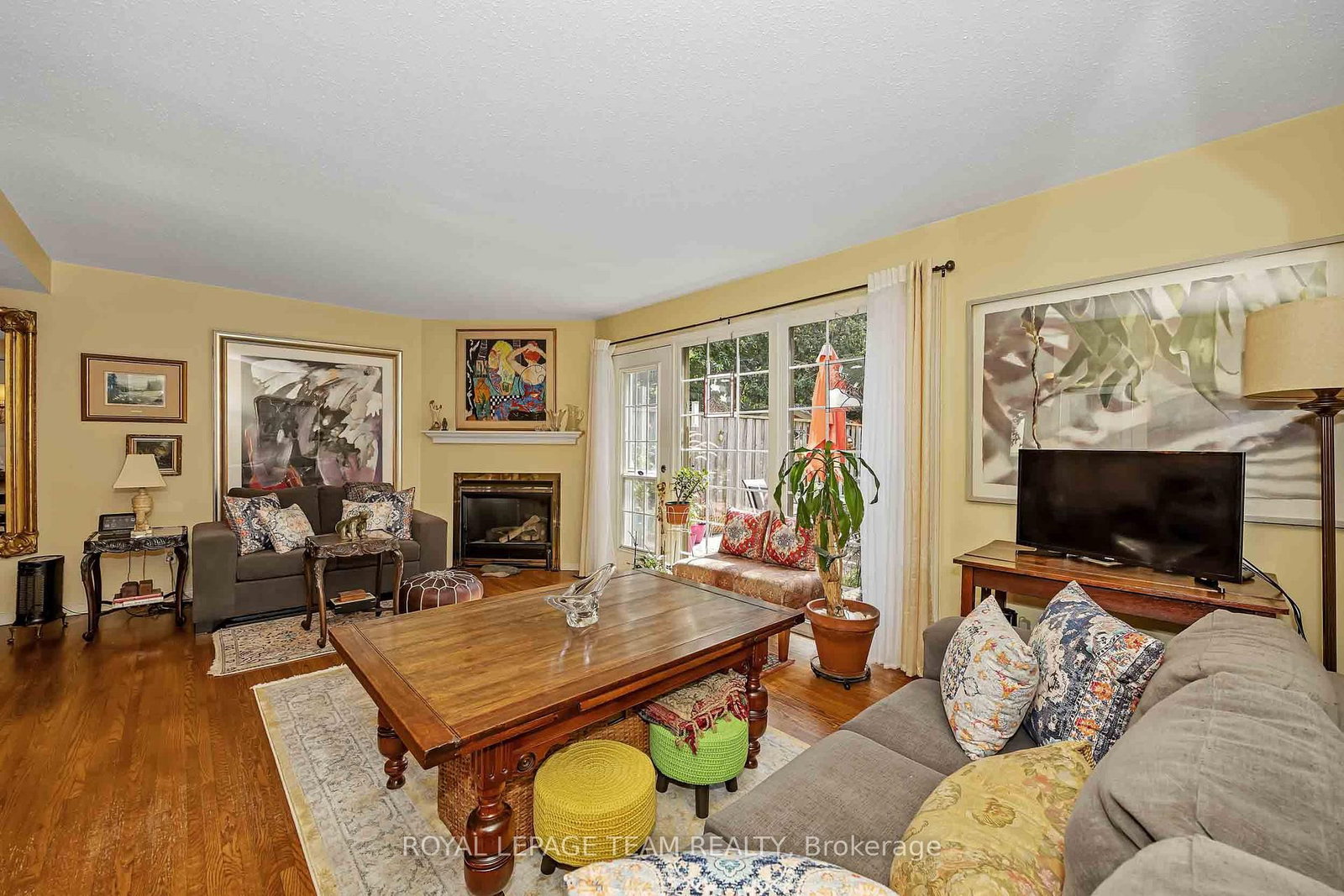 28 Monterey Drive • Ottawa, ON photo 10