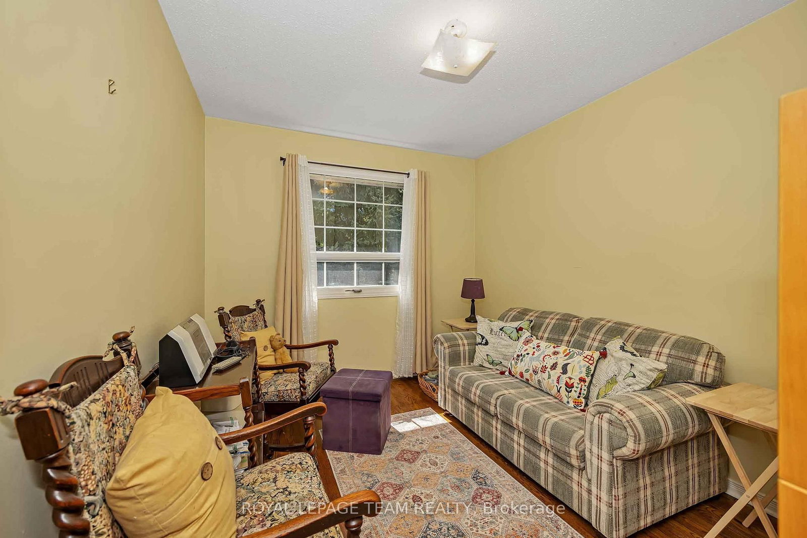 28 Monterey Drive • Ottawa, ON photo 18