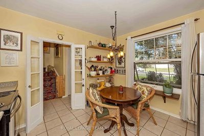 28 Monterey Drive • Ottawa, ON photo 5