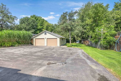 55 Young Street • Tillsonburg, ON photo 4