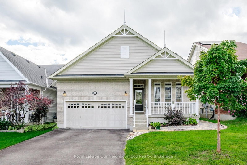 Upper - 661 Robinson Drive
