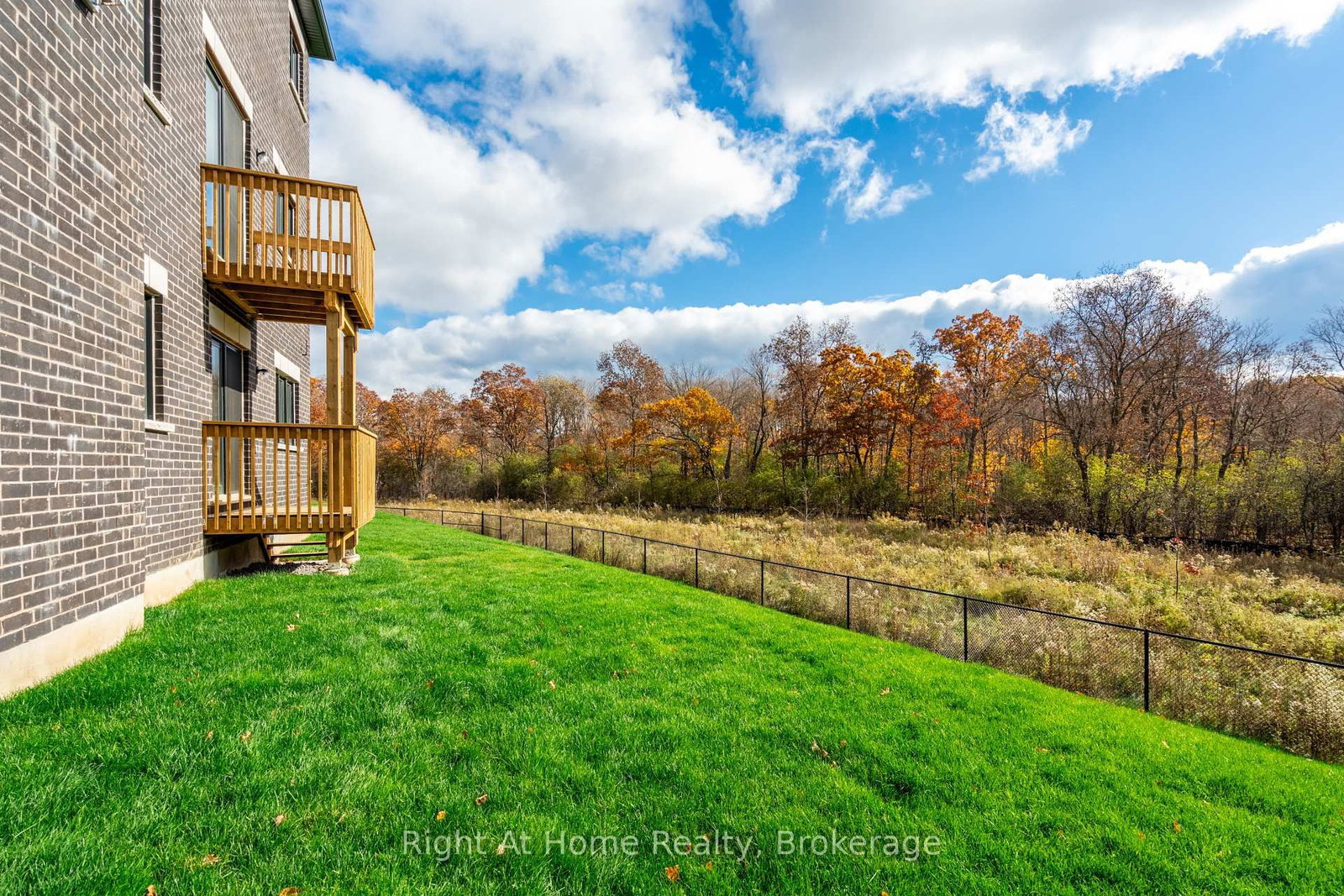 94 Smokey Hollow Place • Hamilton, ON photo 19