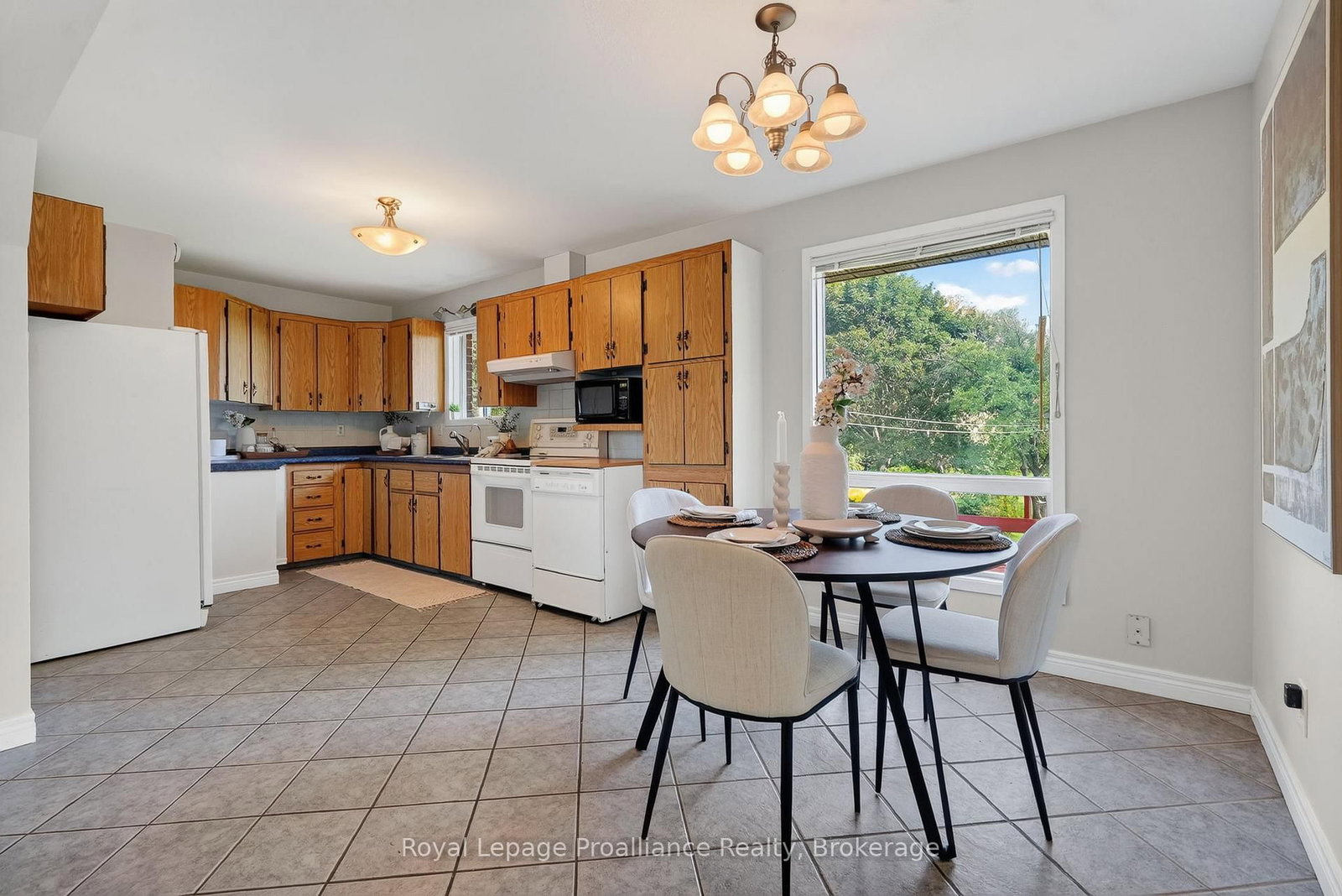 70 Simpson Street • Brighton, ON photo 12