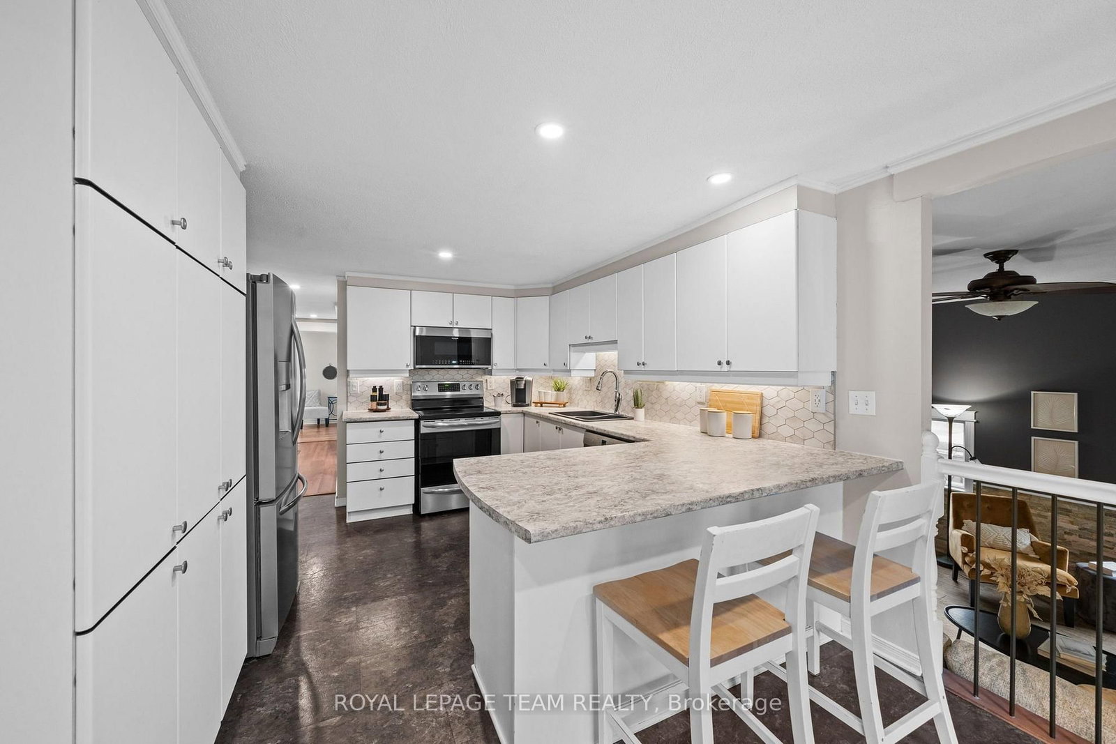 9115 County 44 Road • Edwardsburgh/Cardinal, ON photo 12