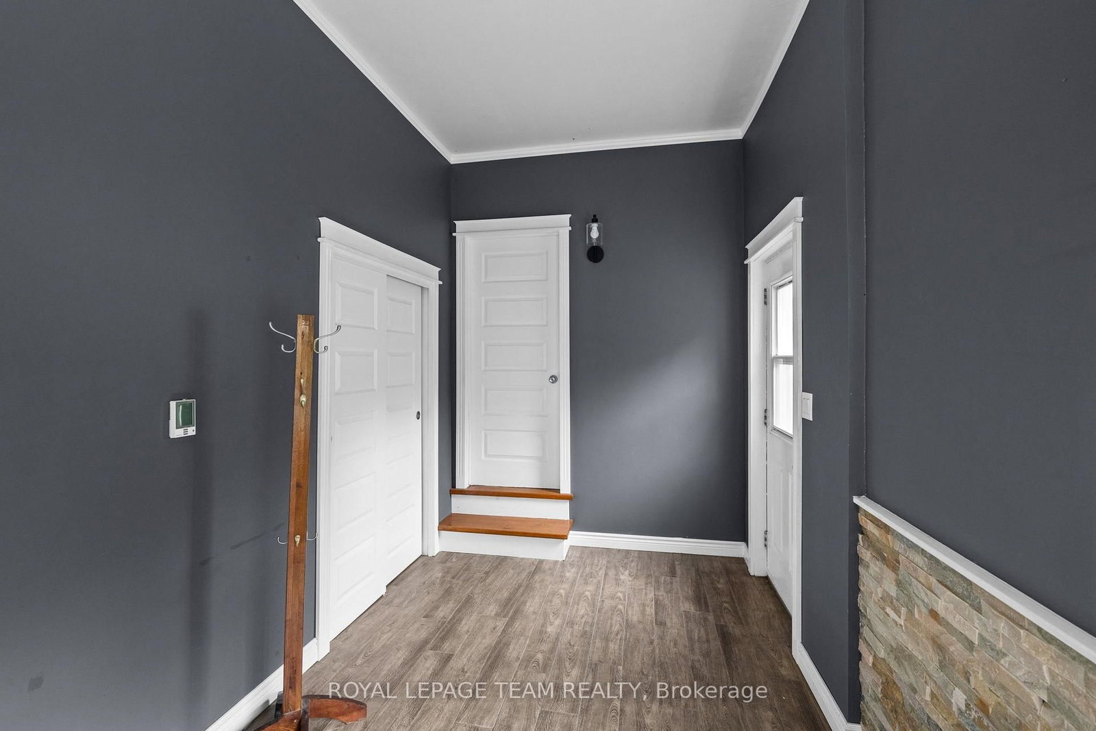 9115 County 44 Road • Edwardsburgh/Cardinal, ON photo 27