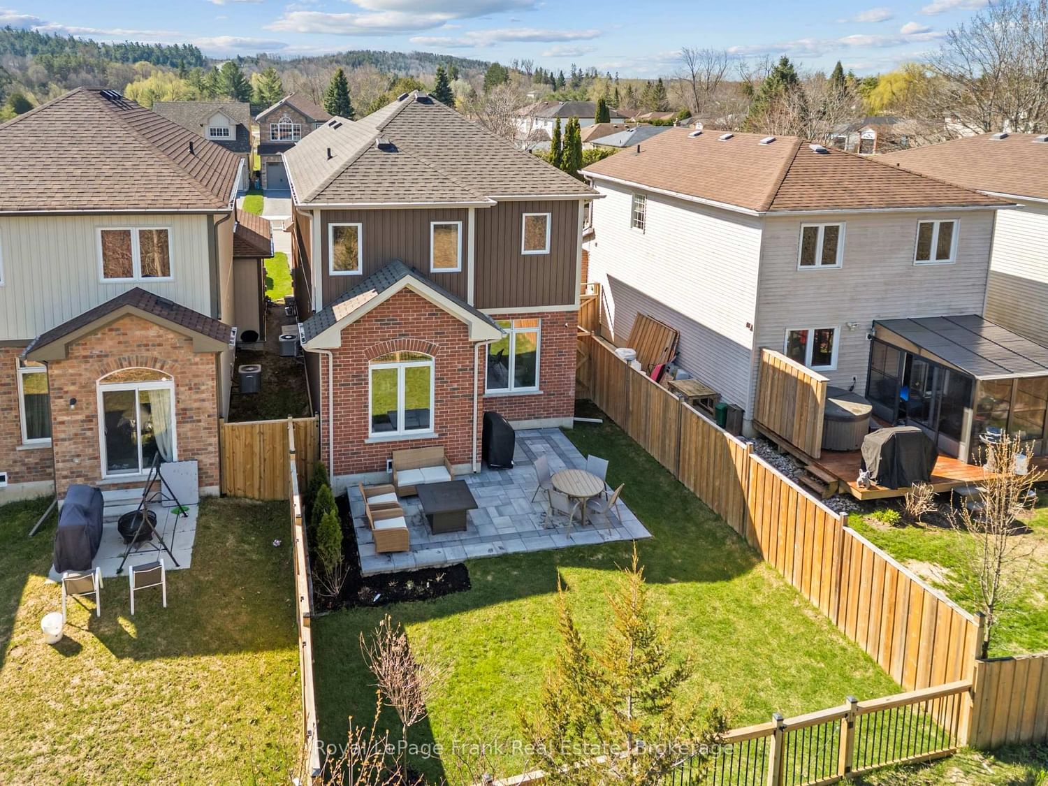 12 Coldbrook Drive • Cavan Monaghan, ON photo 25