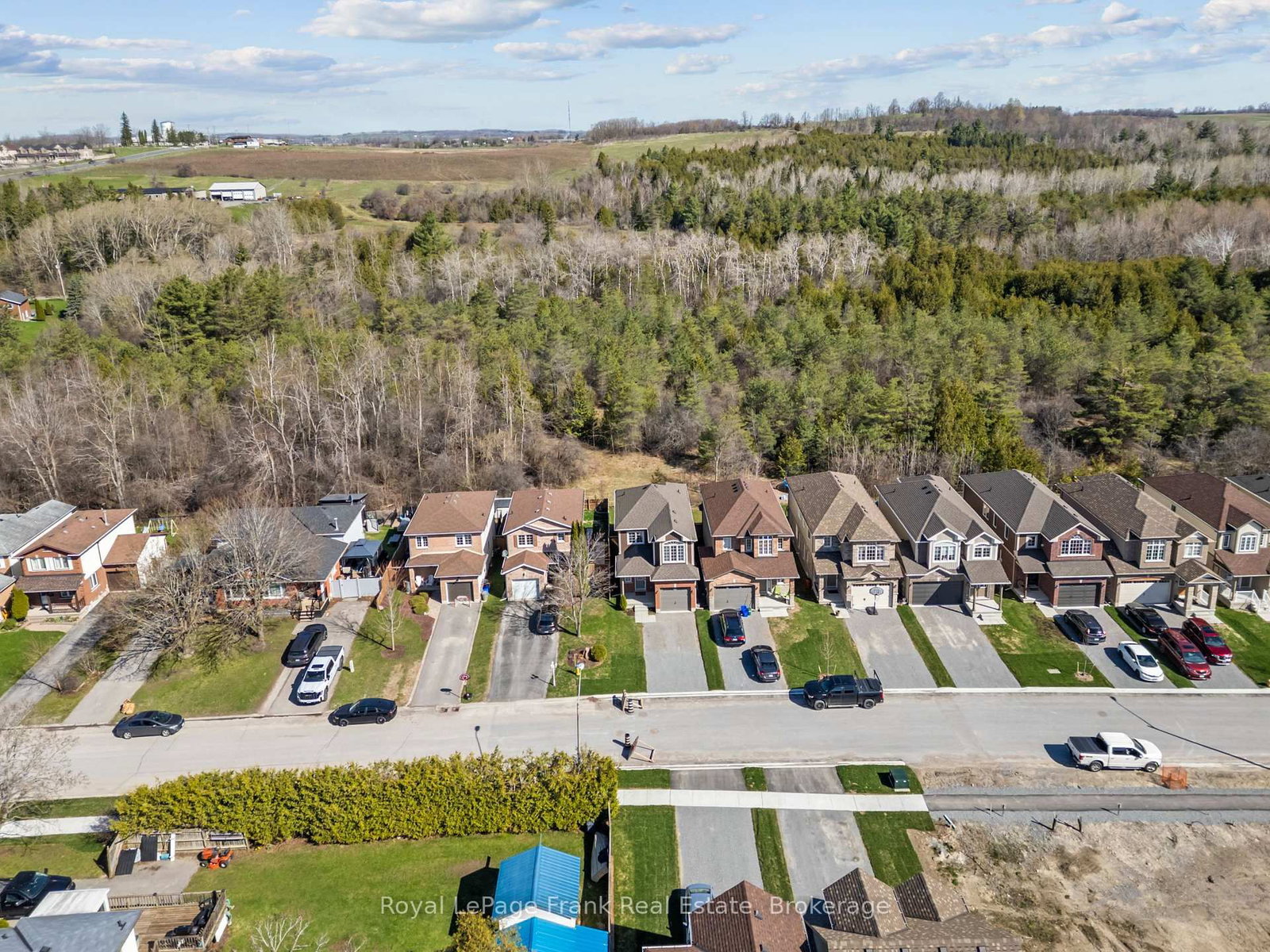 12 Coldbrook Drive • Cavan Monaghan, ON photo 27