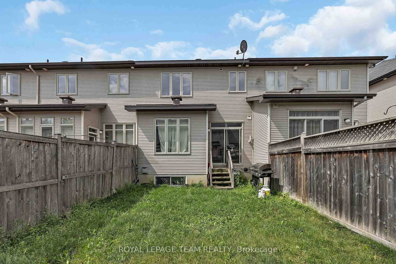 415 Arncliffe Avenue • Ottawa, ON photo 11