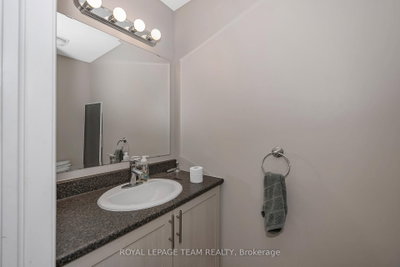 415 Arncliffe Avenue • Ottawa, ON photo 4