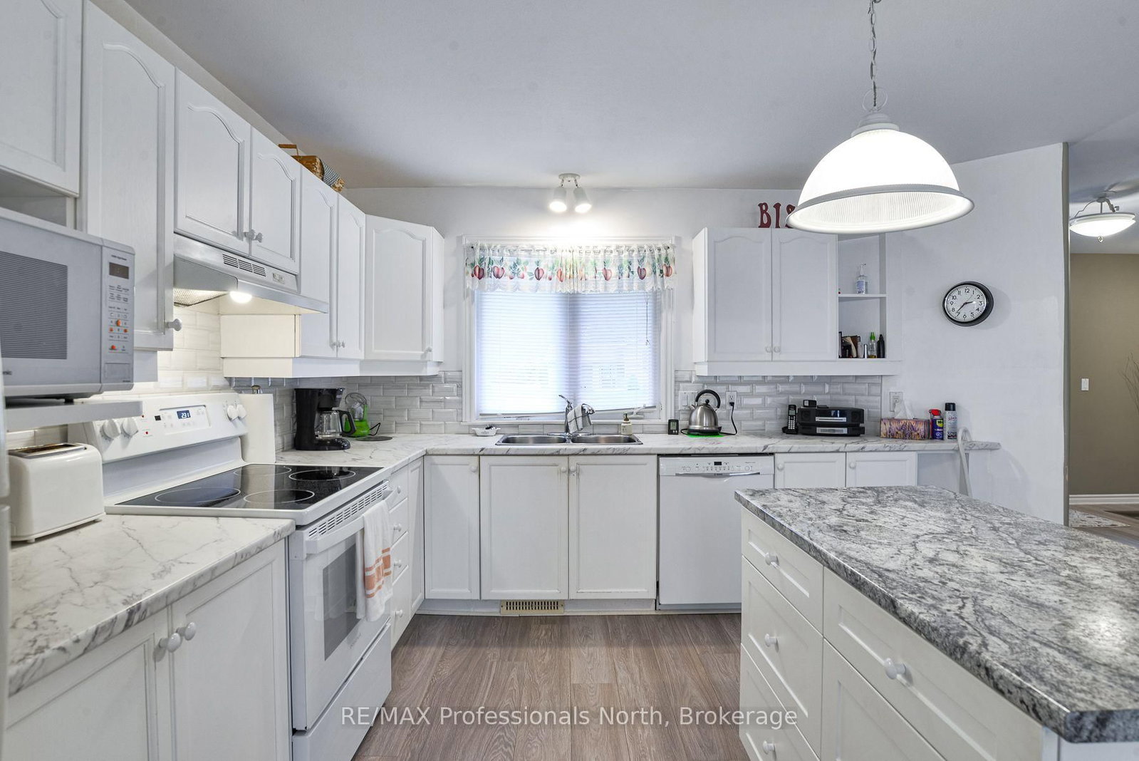 41 Killdeer Crescent • Bracebridge, ON photo 4