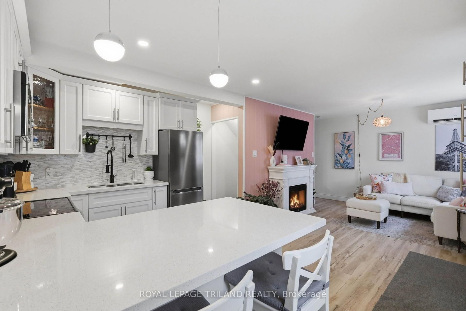 825 DUNDALK Drive • #81 • London South, ON photo 15