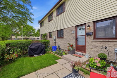 825 DUNDALK Drive • #81 • London South, ON photo 3