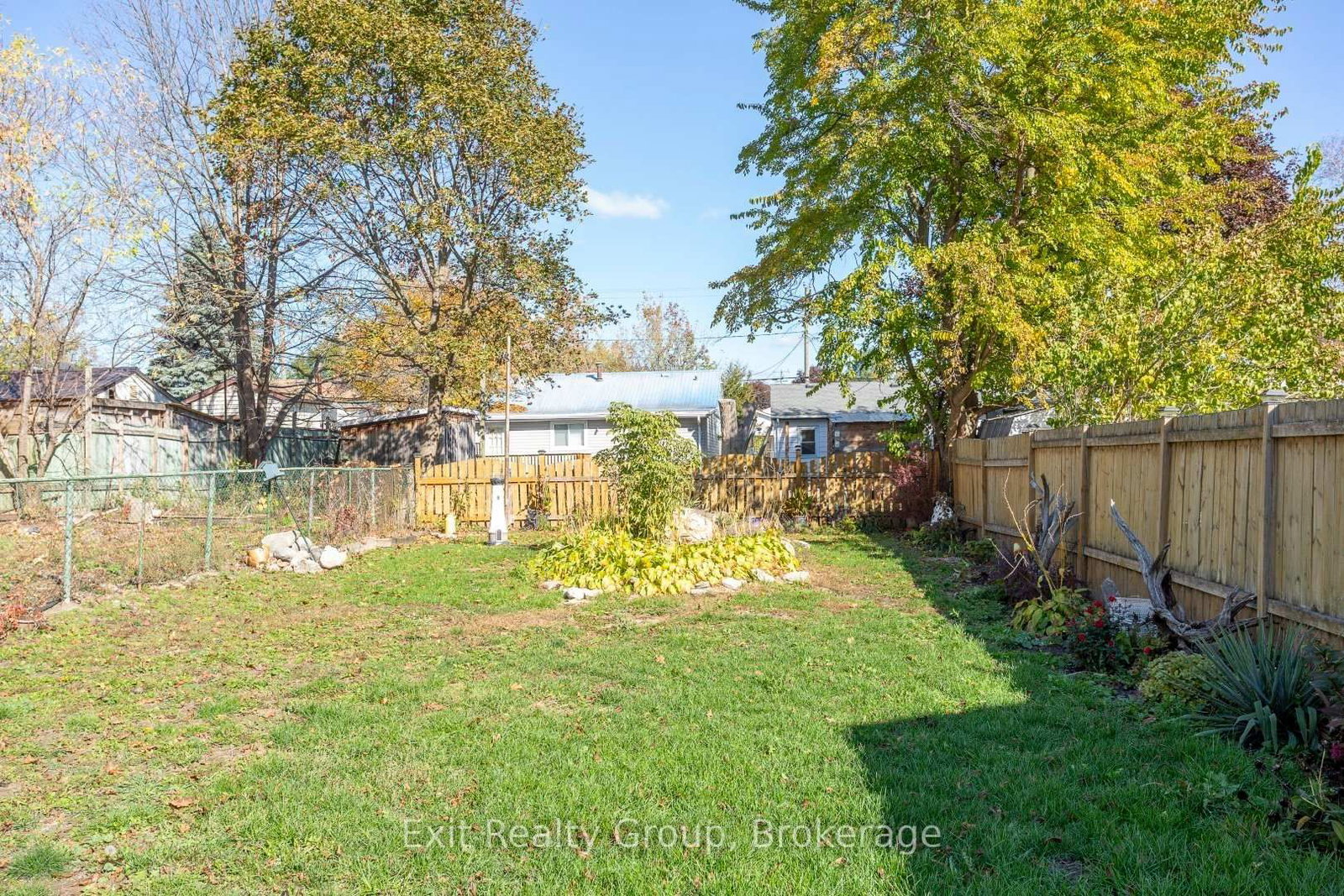 127 Leopold Street • Quinte West, ON photo 38