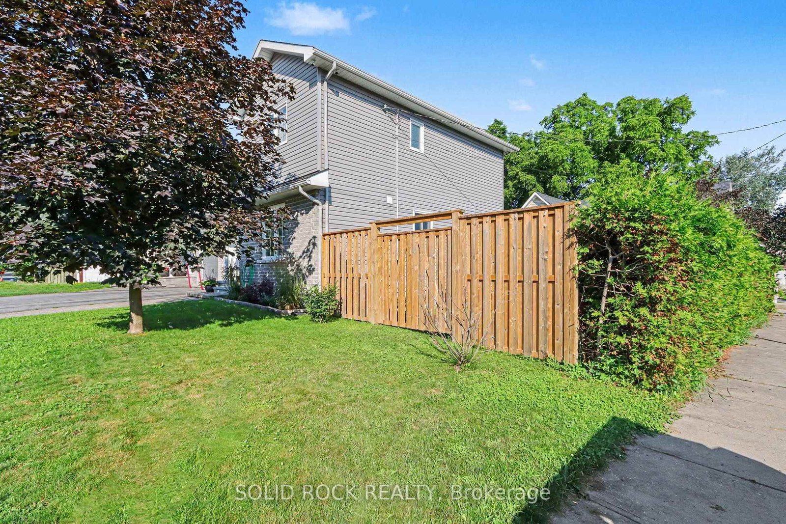 55 Woodward Street • Carleton Place, ON photo 32