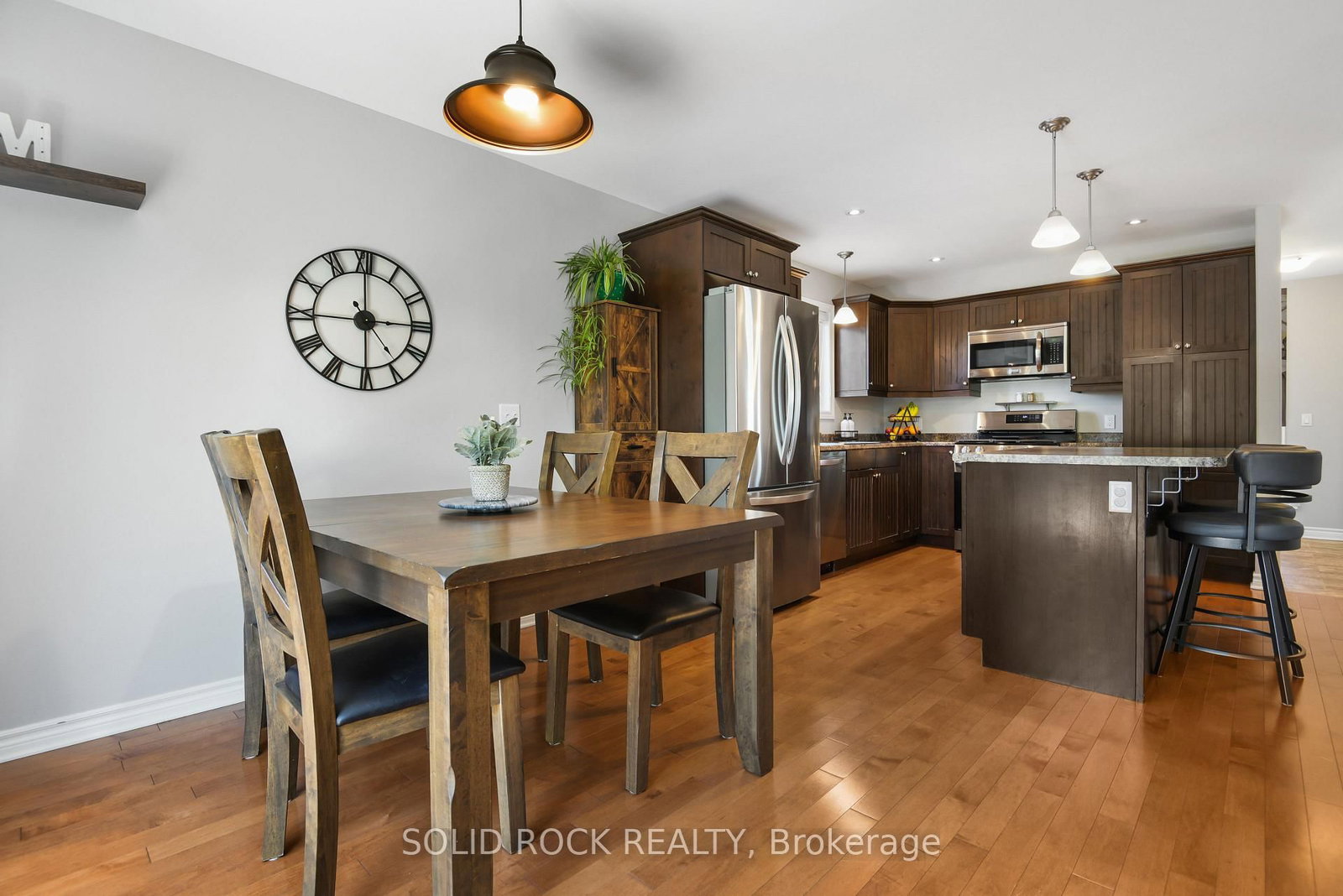 55 Woodward Street • Carleton Place, ON photo 8