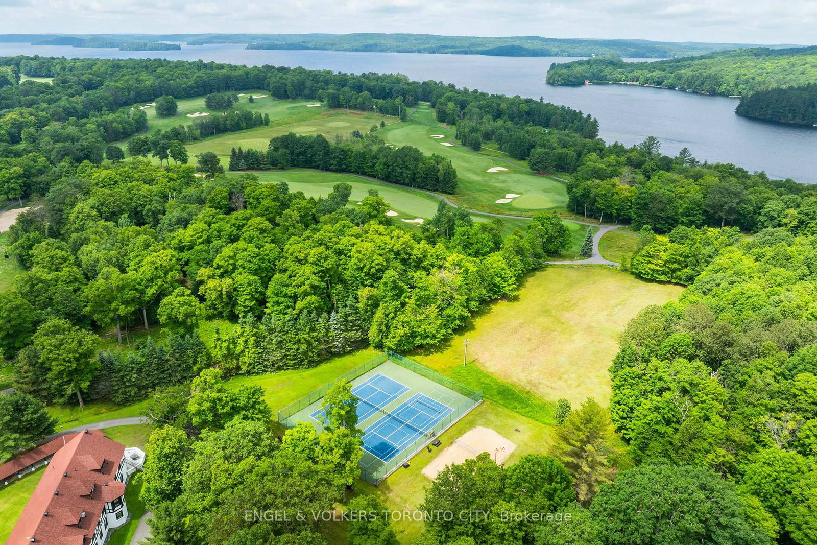 12 Bigwin Island • #221 • Lake of Bays, ON photo 9